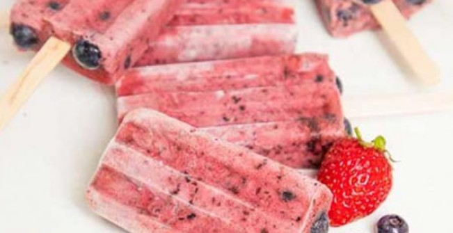 Berry popsicles