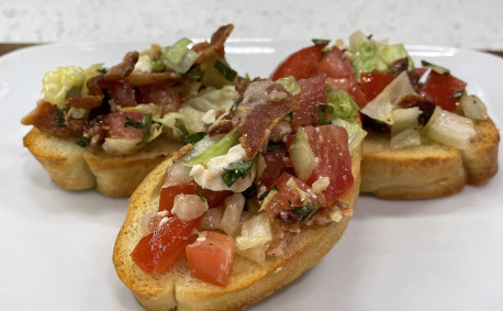 BLT bruschetta rounds