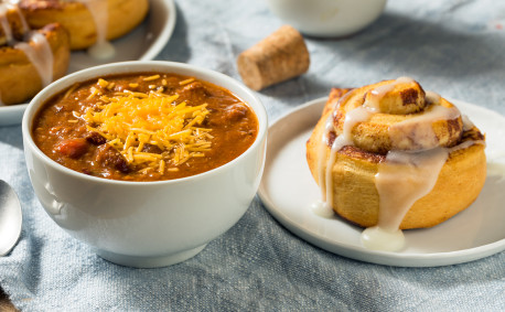 Chili and cinnamon rolls - it&#039;s a Kansas thing