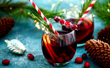 Winter sangria / holiday punch