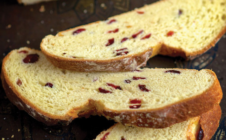 Recipe Smokehouse Cranberry Cheese Bread