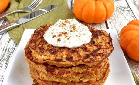 Gluten-free pumpkin protein pancakes recipe