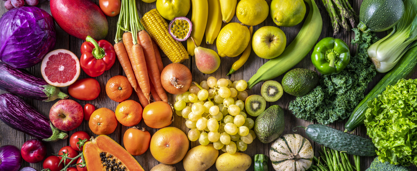 Rainbow of fruits and vegetables