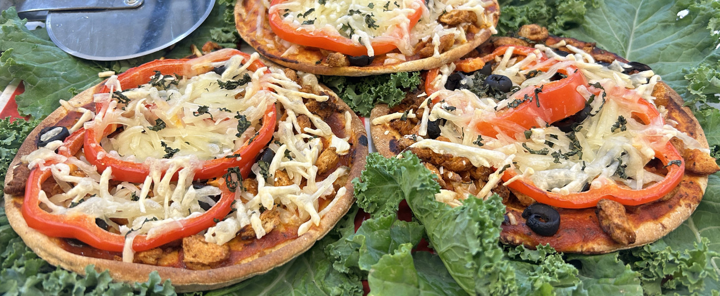 Meatless pita pizza recipe