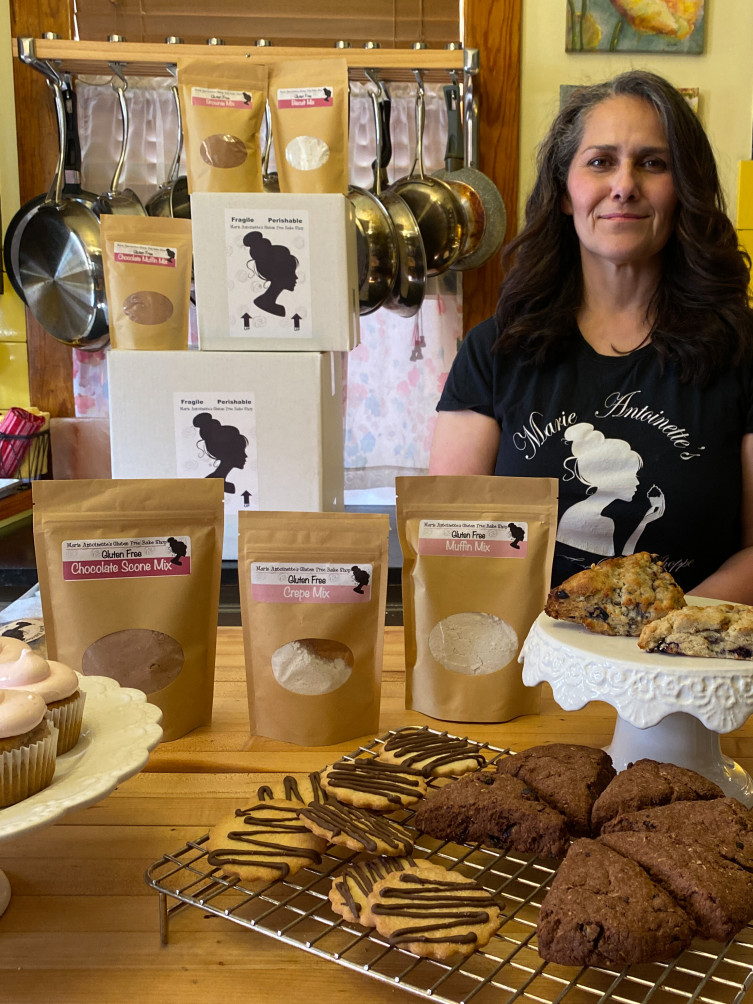 Rani Navarro-Force: Gluten-free baker in Kansas