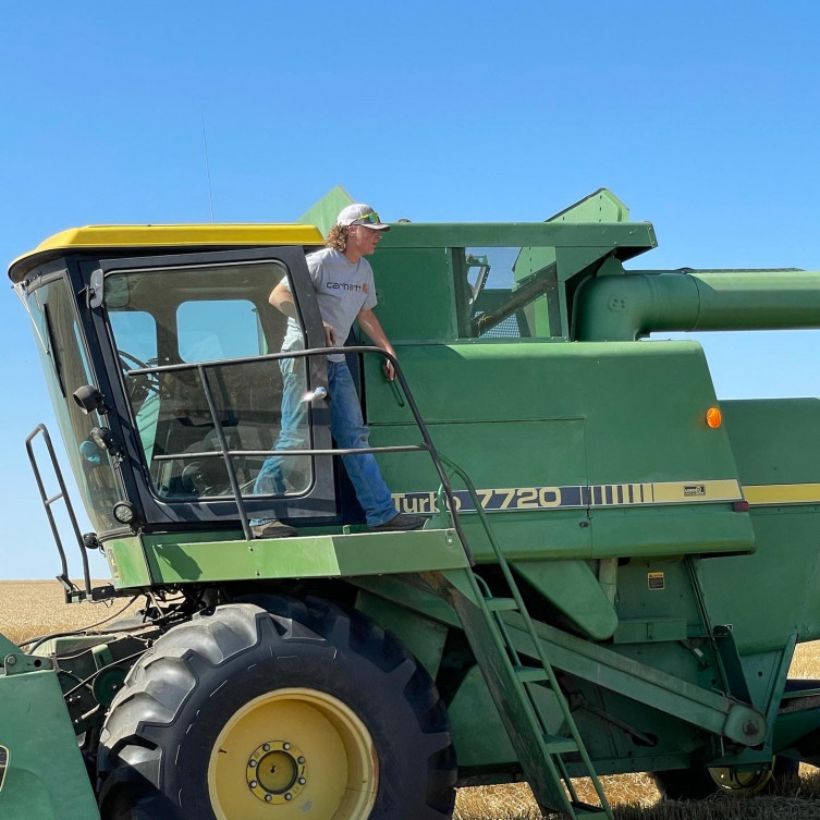 Stetson Shook - Kansas teen crop farming